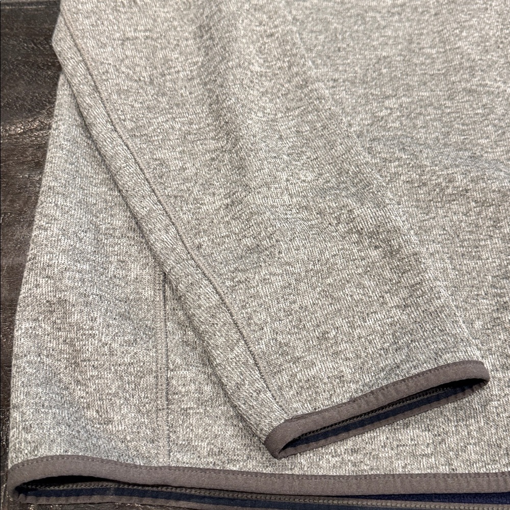 Vineyard Vines Heather Gray Quarter-Zip Pullover size Large L Men’s - Picture 2 of 8